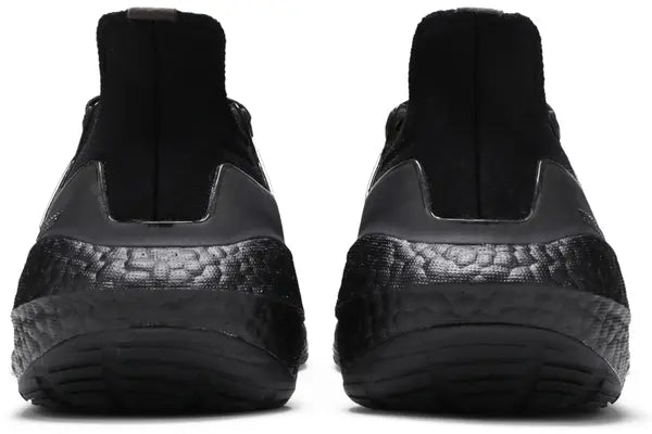UltraBoost 21 'Triple Black'