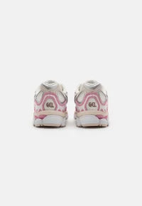 GEL NYC UNISEX-cream/mineral beige