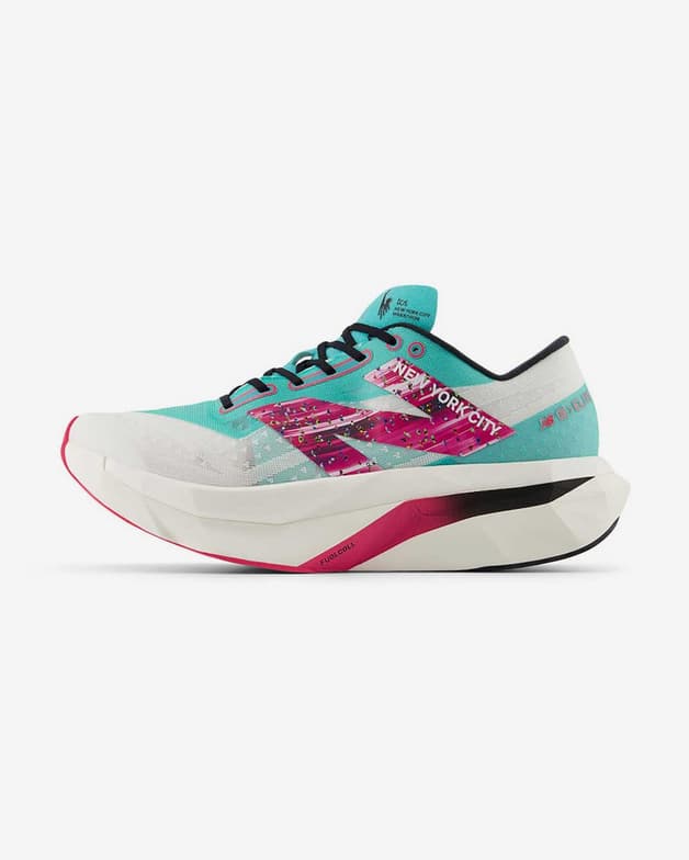 New Balance SuperComp Elite v4 blanc bleu rose