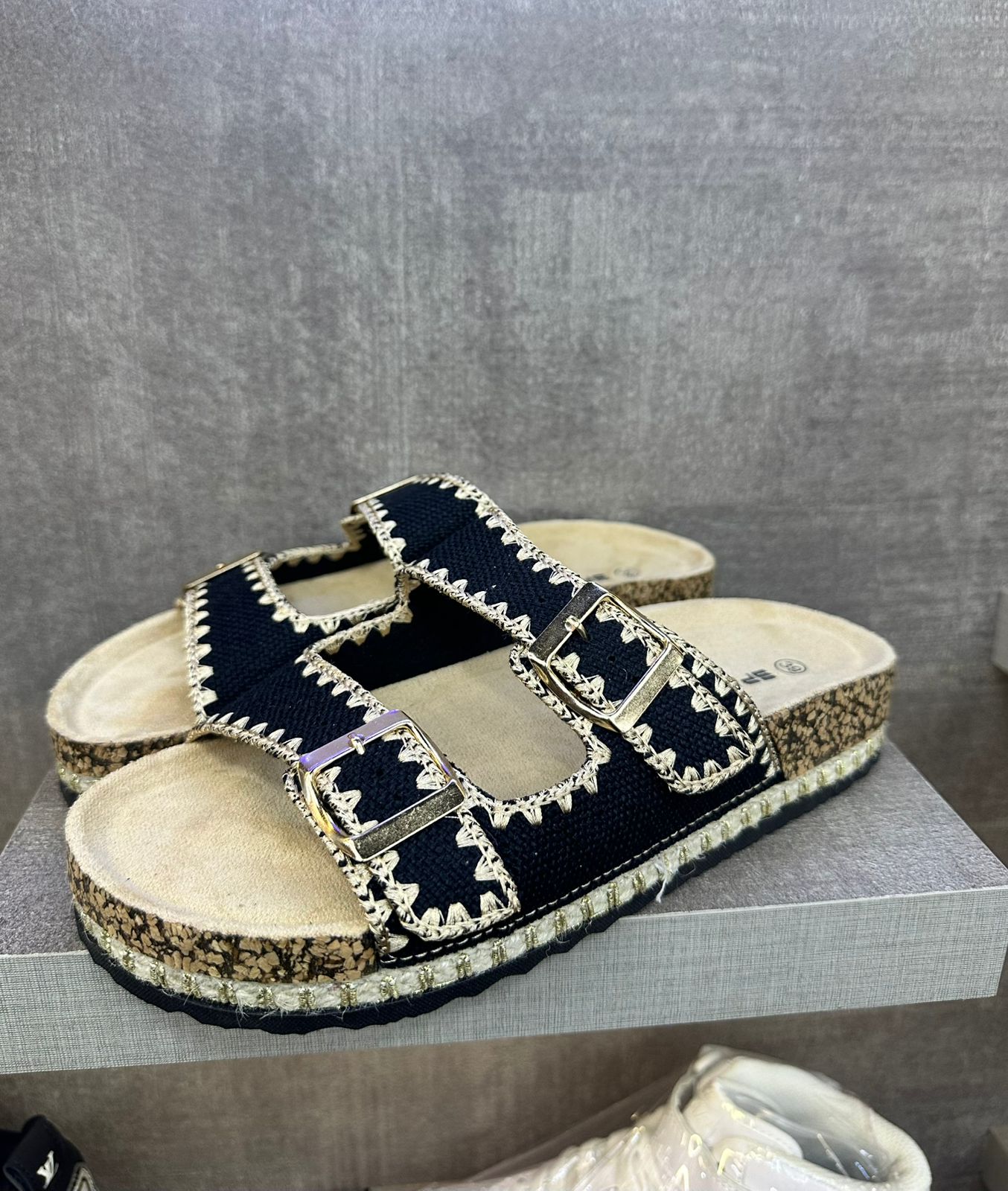 Chic Walk-Women