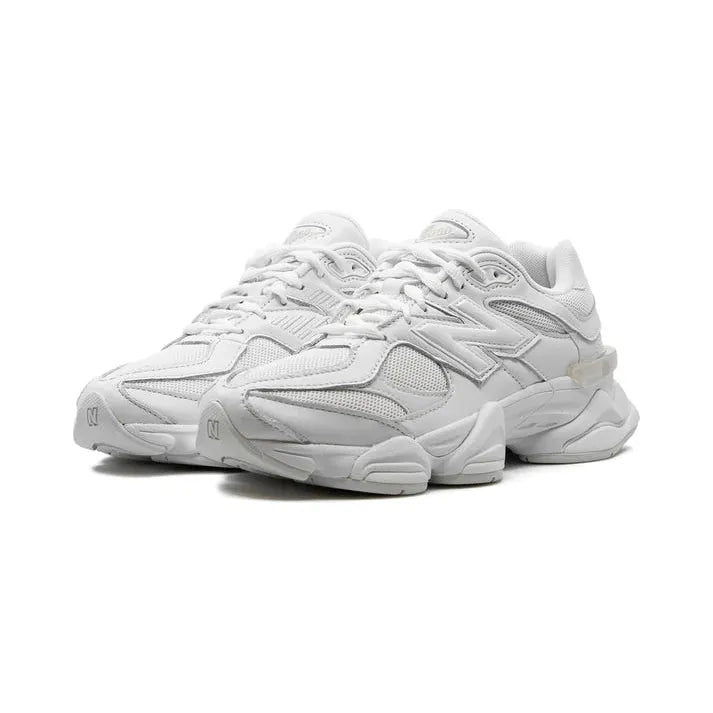 New Balance 9060 – Triple White