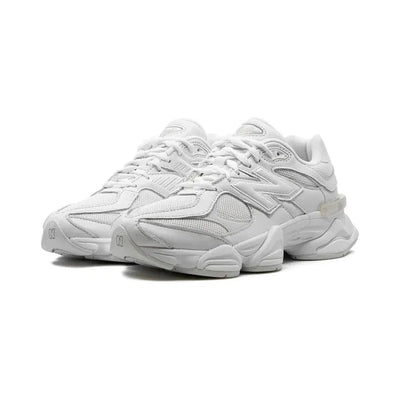 New Balance 9060 – Triple White